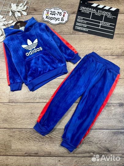 Спортивный костюм