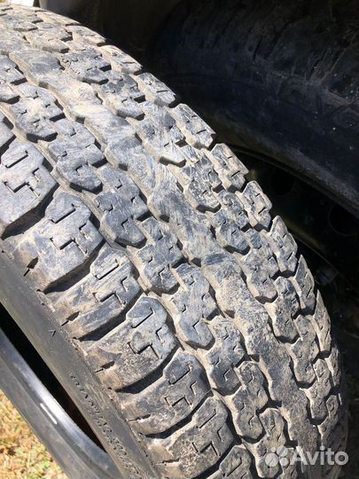 Bridgestone Dueler H/T 205/80 R16