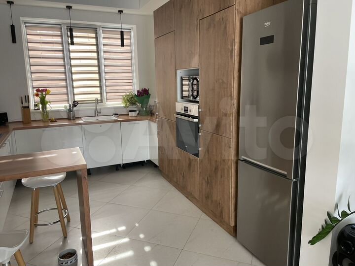 Коттедж 127 м² на участке 10 сот.