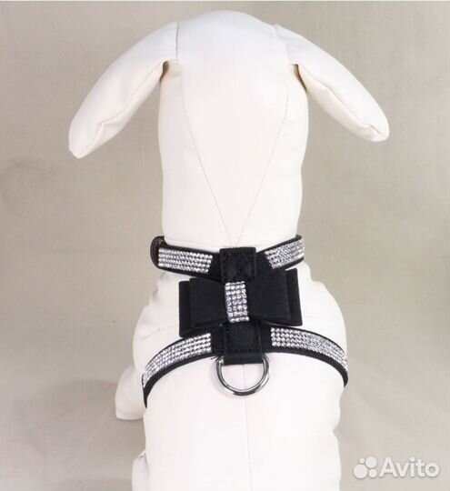 Шлейка для собак мелких пород со стразами с бантом