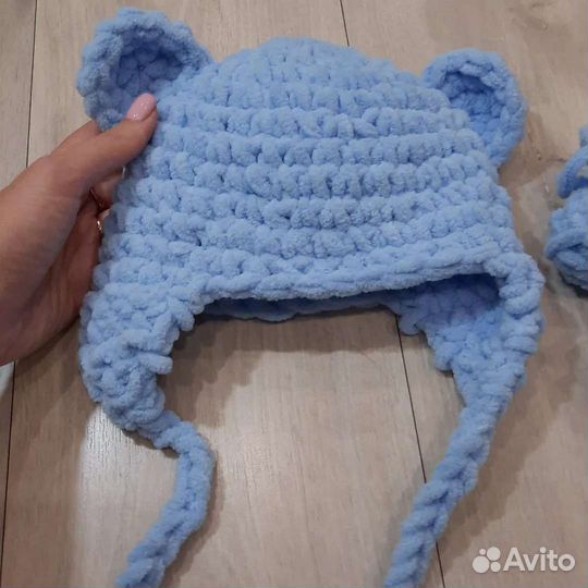 Шапка детская из плюшевой пряжи