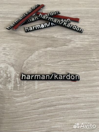 Harman kardon шильлик эмблема на динамики