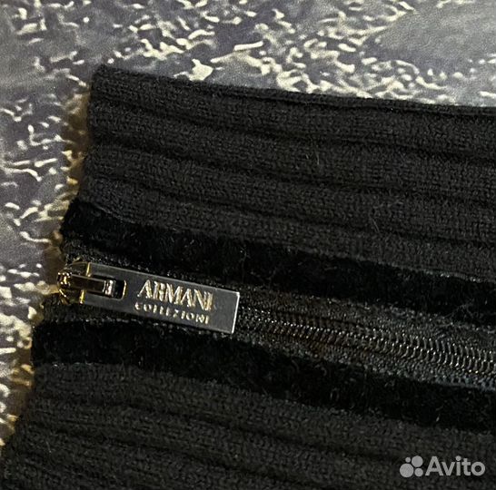 Шерстяная женская водолазка armani