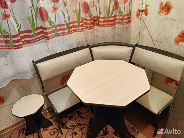 Кухонный уголок