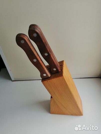 Набор ножей с подставкой