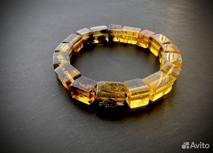 Браслет мужской из натурального янтаря 21 см