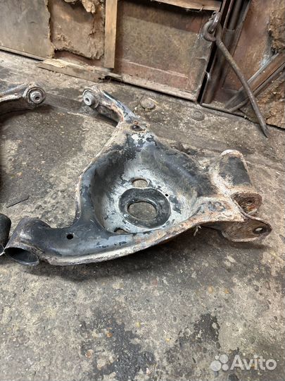 Audi a6 c6 Задний Рычаг подвески нижний