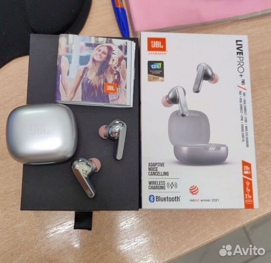 Беспроводные наушники JBL Live pro