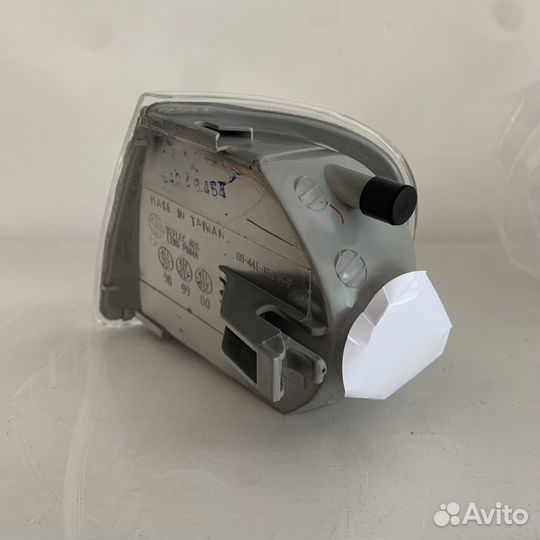 Указатель поворота правый Volkswagen