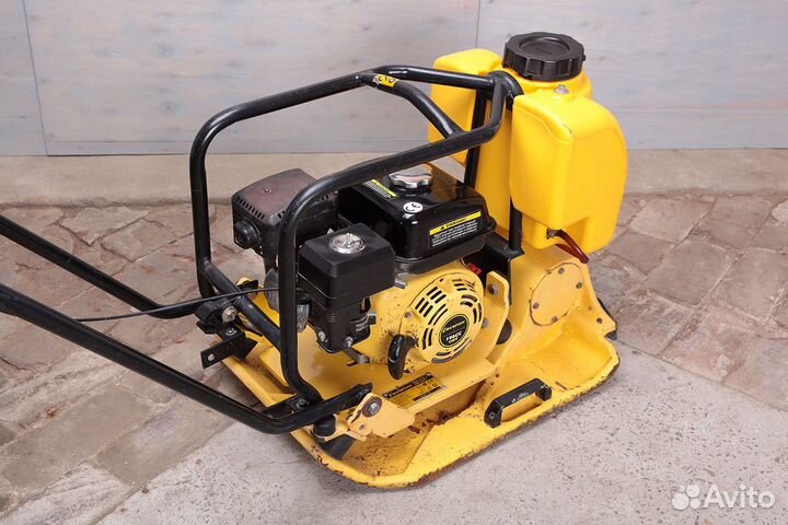 Виброплита champion PC1150FT Вес 104 кг