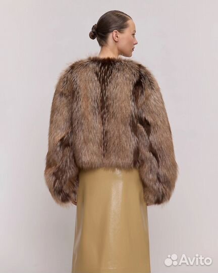 Искусственная шуба короткая новая
