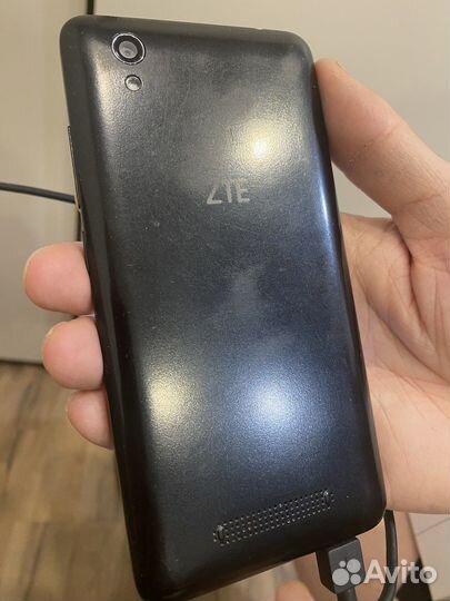 ZTE Blade X3, 8 ГБ