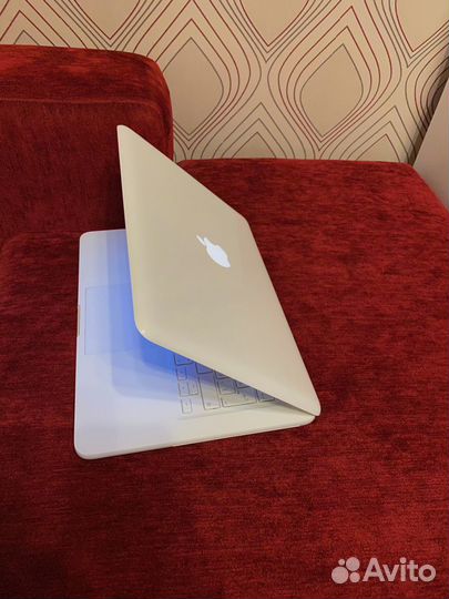 Apple MacBook mc516rs/A, 13.3