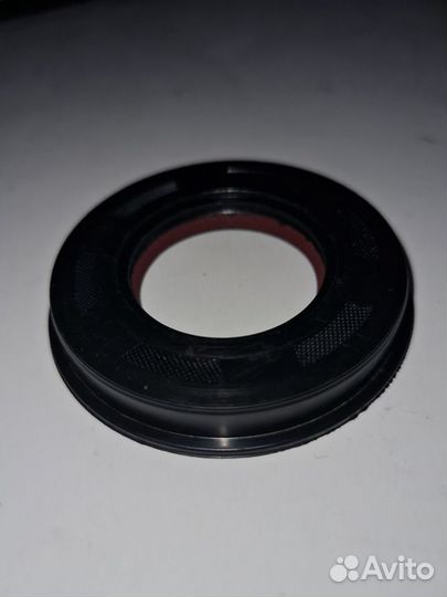 Сальник Suzuki (09283-30062) (28.5x59x10)