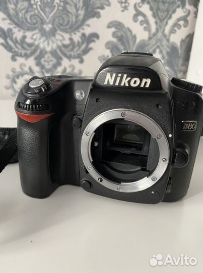 Зеркальный фотоаппарат nikon D 80