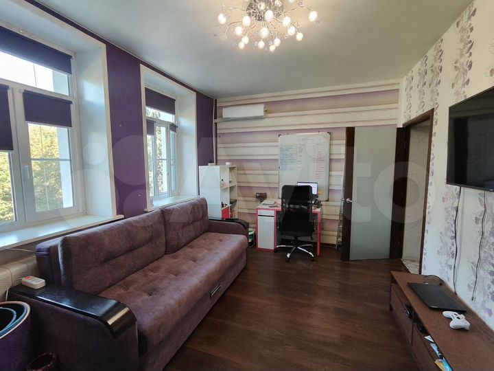 2-к. квартира, 42 м², 3/4 эт.