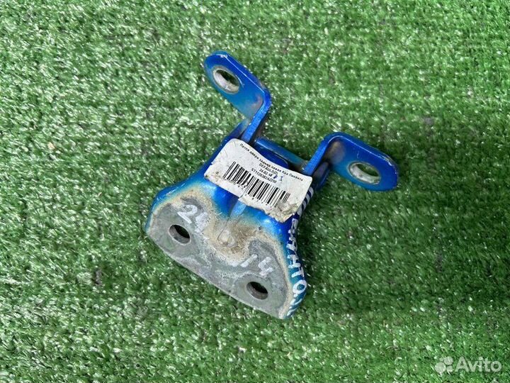 Петля двери задняя левая Kia Picanto 1