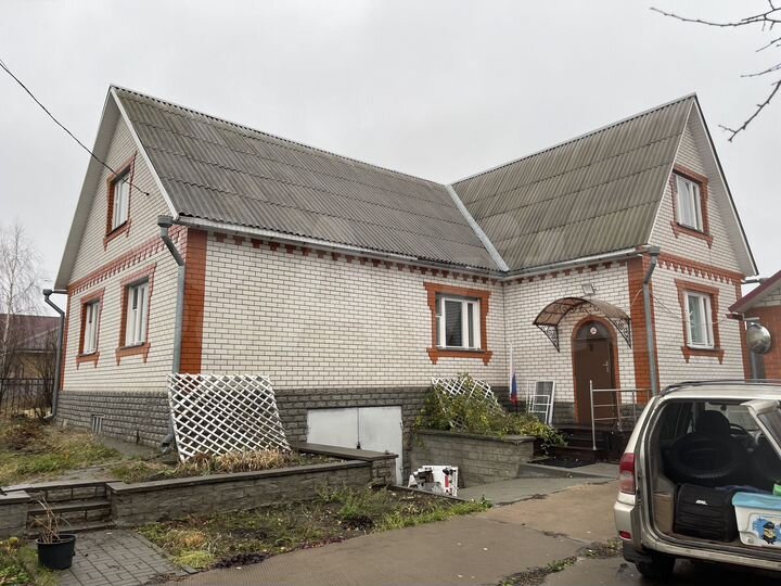 Дом 305,9 м² на участке 24 сот.