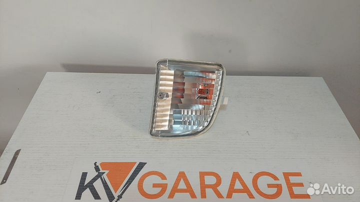 Габарит (Поворот) toyota RAV4 2000-2003 цельный