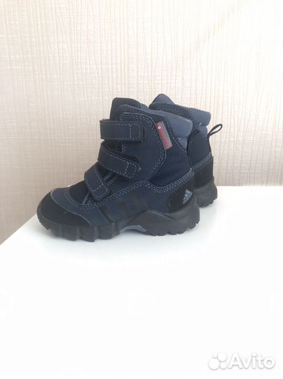 Ботинки adidas