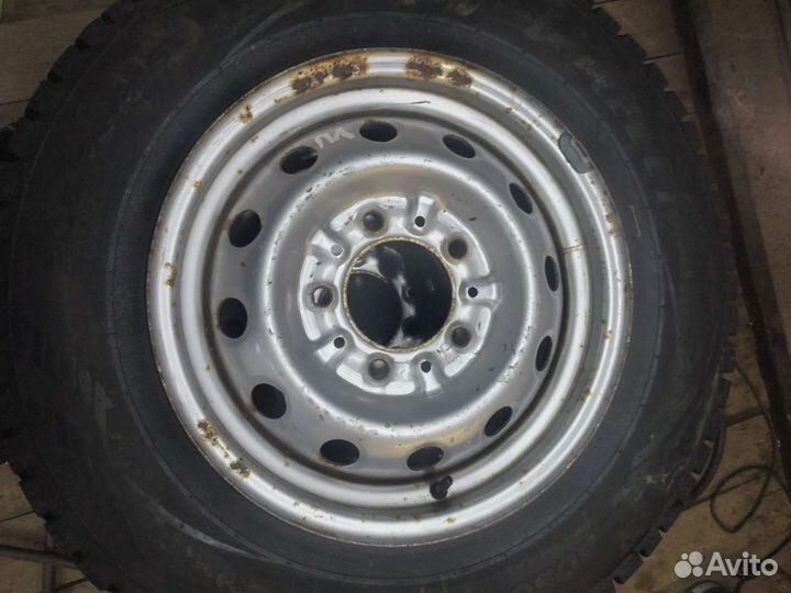 Viatti Bosco Nordico V-523 205/70 R15