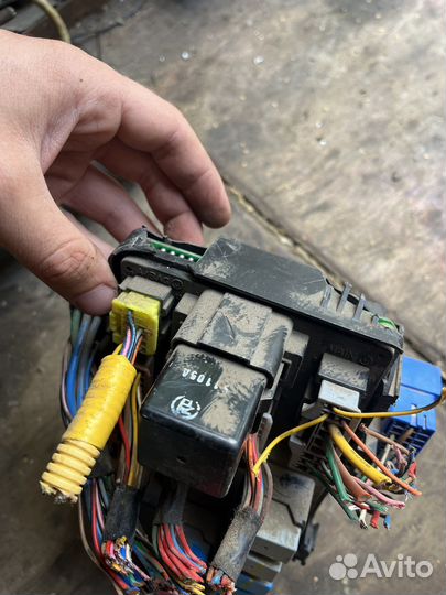 Блок предохранителей kia rio 2