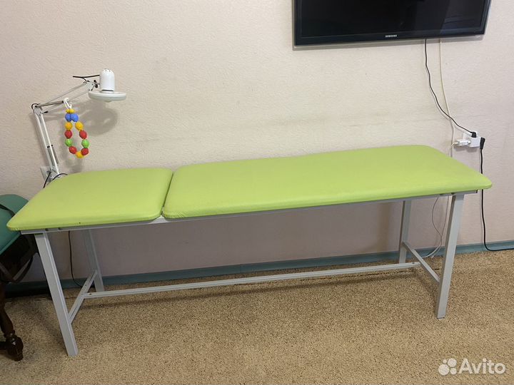 Массажный стол