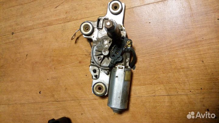 Моторчик стеклоочистителя задний Форд Фокус 1