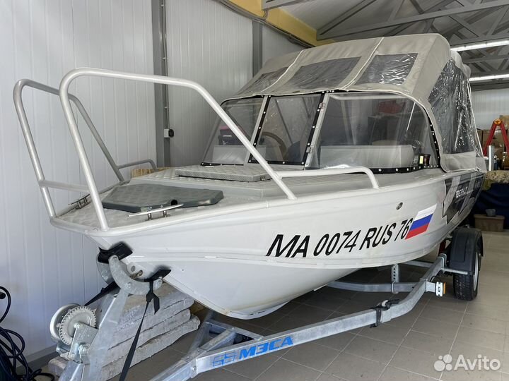 Катер Беркут M-Jacket