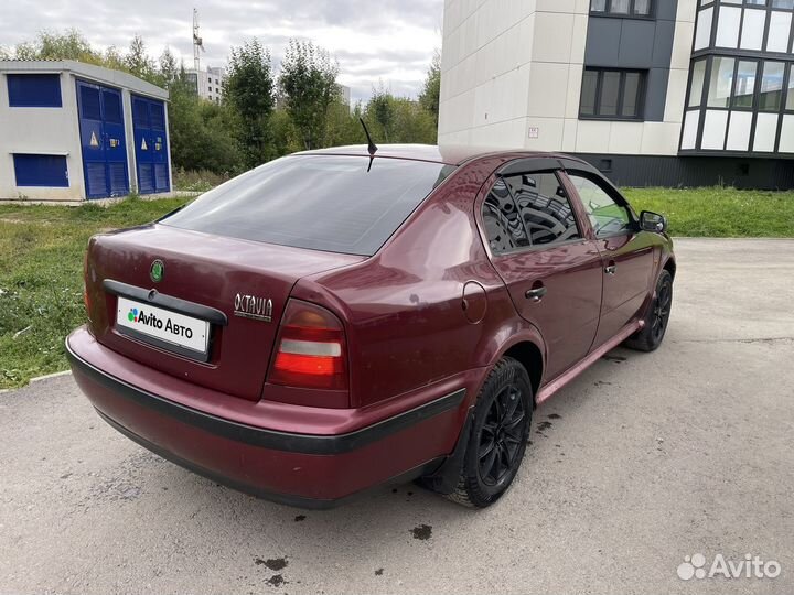 Skoda Octavia 1.6 МТ, 1998, 300 000 км