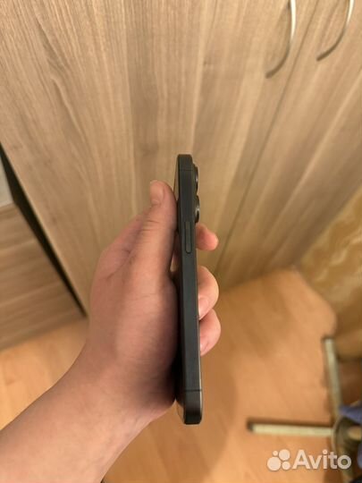 iPhone 15 Pro, 256 ГБ