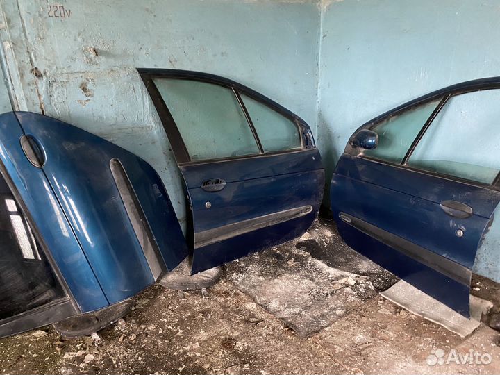 Двери рено сценик 1