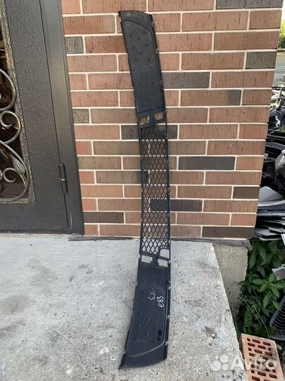 Решетка в передний бампер бмв х3 е83