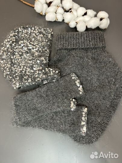 Чепчик в комплекте