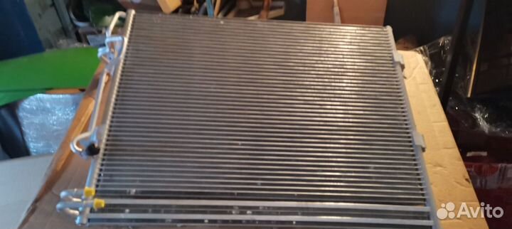 Радиатор кондиционера MB W221 3.5