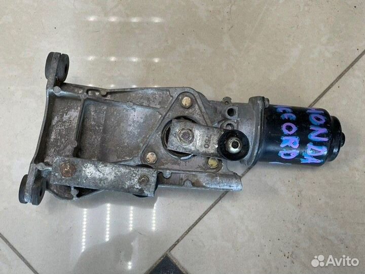 Мотор стеклоочистителя передний Honda Accord 6