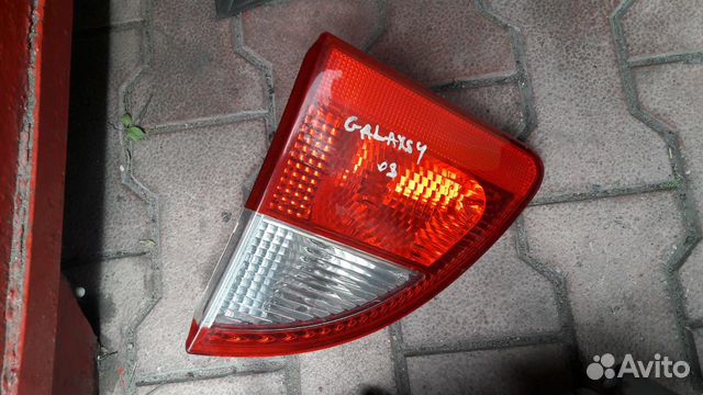 Задние фонари внутренние Ford Galaxy 2003