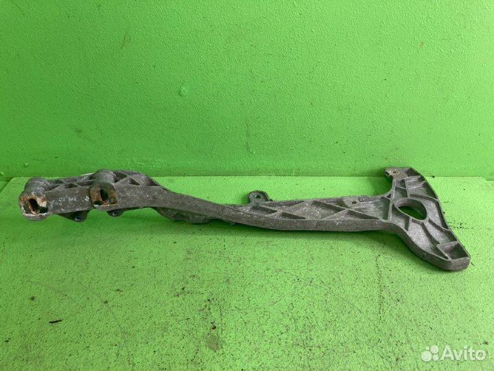 Кронштейн бампера mercedes-benz actros MP 4