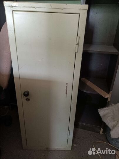 Оружейный safe бу