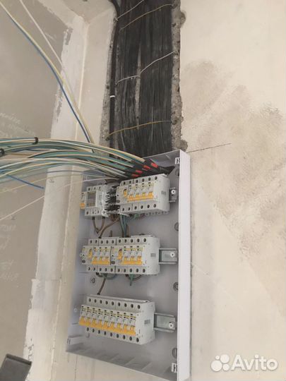 Услуги электрика монтаж установка
