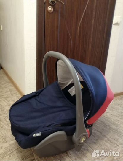 Детская коляска 3 в 1