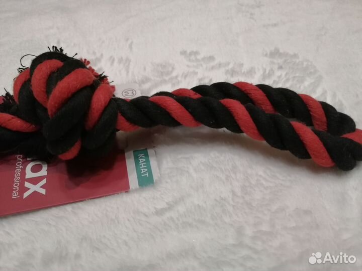 Мяч и мяч на верёвке для собак