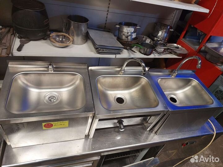 Раковина навесная