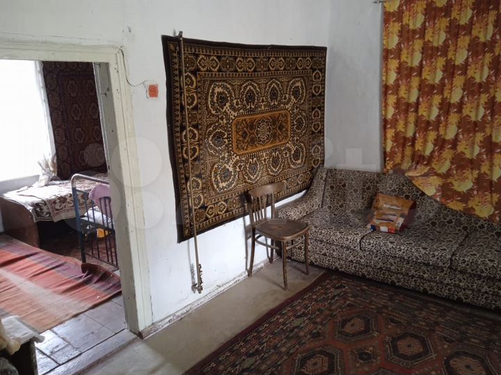 Комната 27 м² в 2-к., 1/1 эт.