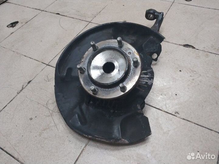 Кулак поворотный левый Toyota Land Cruiser Prado