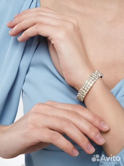 Браслет на руку со сразами / фианитами