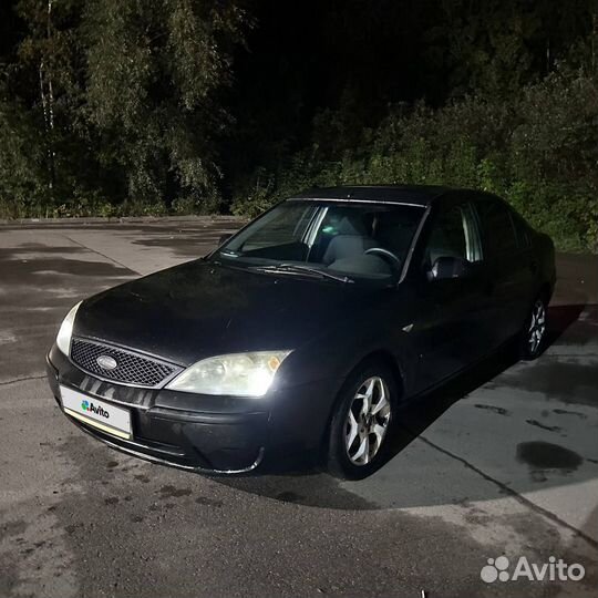 Ford Mondeo 1.8 МТ, 2003, 250 000 км