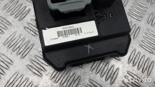 Блок комфорта jeep grand cherokee WK (3BA06M302)