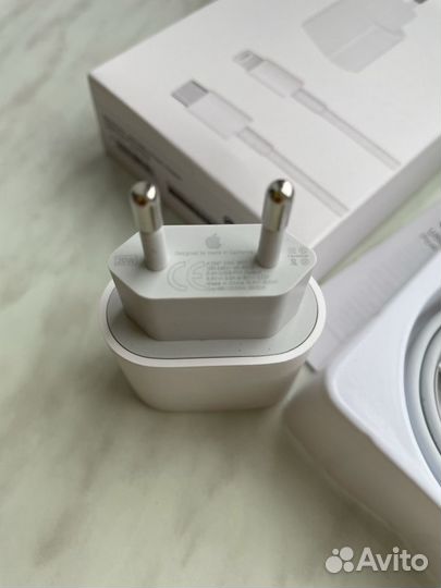 Зарядное устройство для iPhone (Комплект)