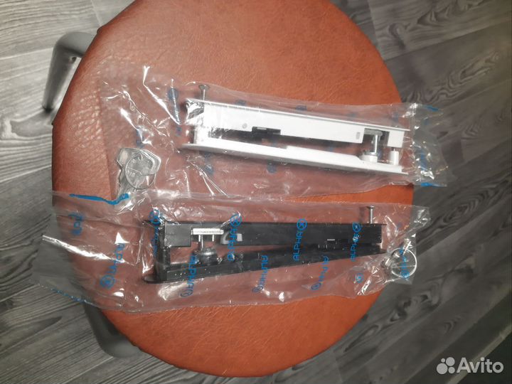 Фаливая защёлка с ключом